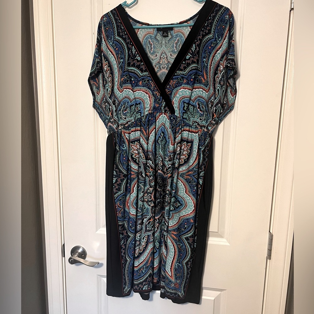 AB Studio Dress / Size XL / Empire Waist / Flattering Style Dress